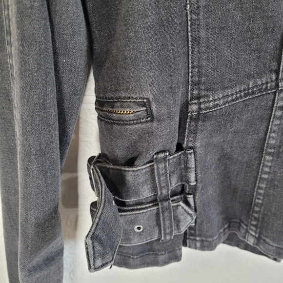 Women's Black Denim Jacket - Picture 9 of 11